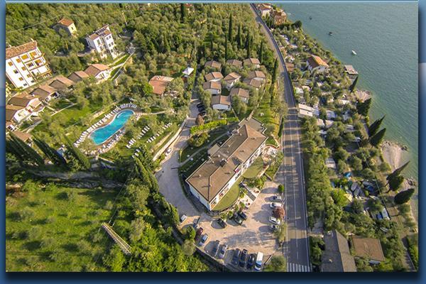 Hotel Residence Rely برنزوني سول جاردا المظهر الخارجي الصورة