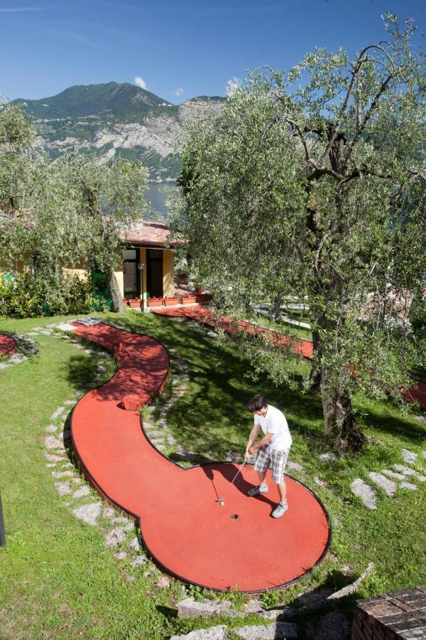 Hotel Residence Rely برنزوني سول جاردا المظهر الخارجي الصورة